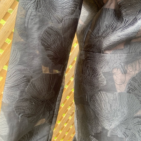 Ruffle Poppy Dress - Picture 4 of 5